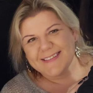 Meet your Posher, Magdalena